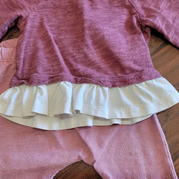 Old Navy set - Picture 3 of 12